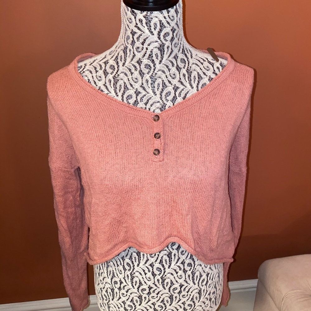 Burnt orange cropped in front sweater